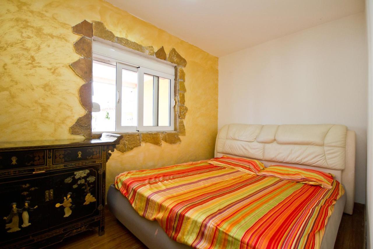 Apartmani Vukcevic บาร์ ภายนอก รูปภาพ