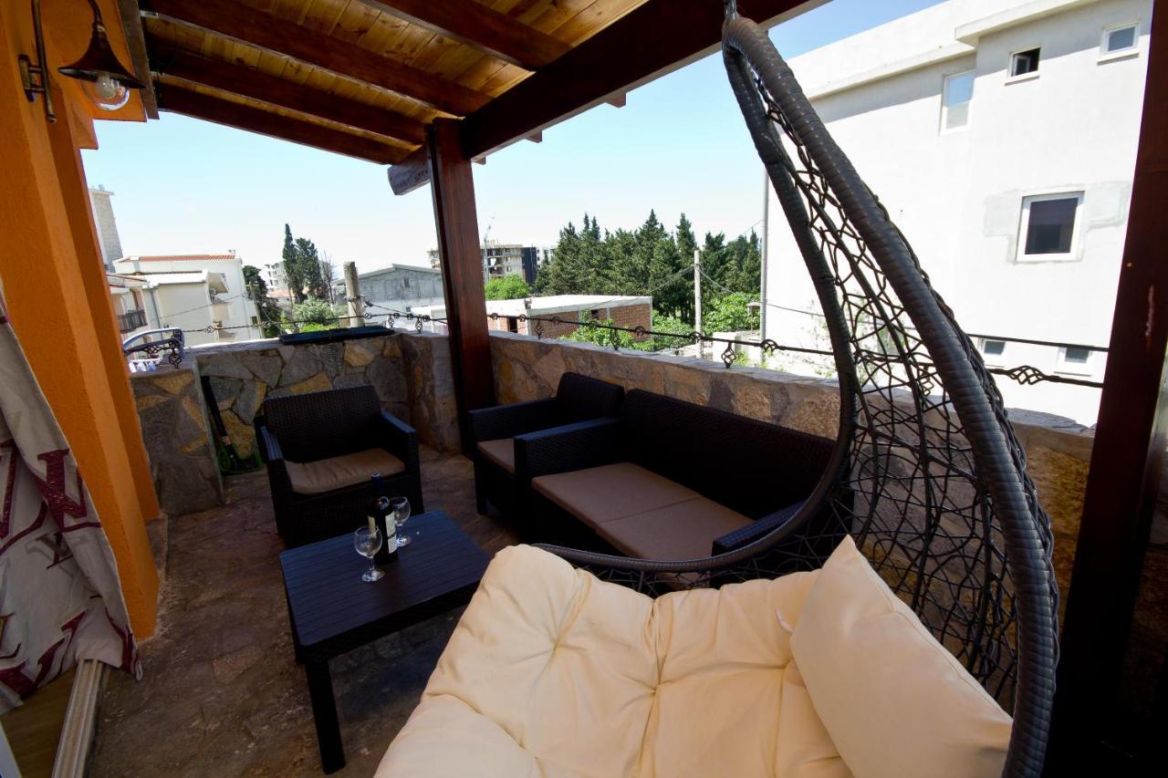 Apartmani Vukcevic บาร์ ภายนอก รูปภาพ