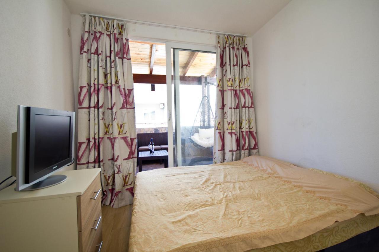 Apartmani Vukcevic บาร์ ภายนอก รูปภาพ