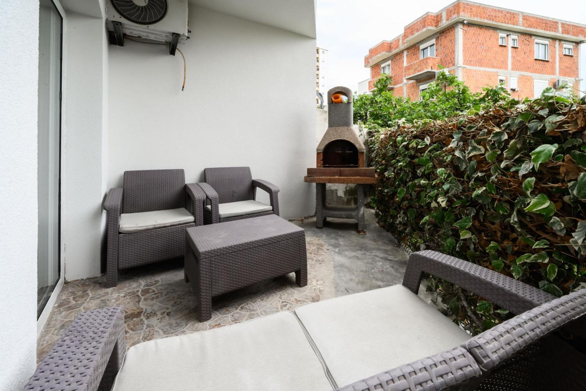 Apartmani Vukcevic บาร์ ภายนอก รูปภาพ